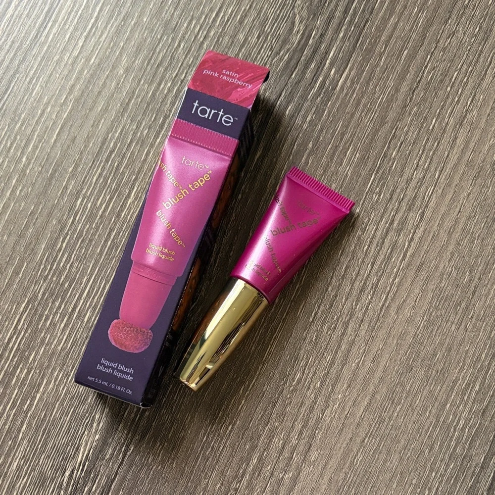 ❤️$12 NWT Tarte Blush Tape Liquid Blush in Satin Pink Raspberry